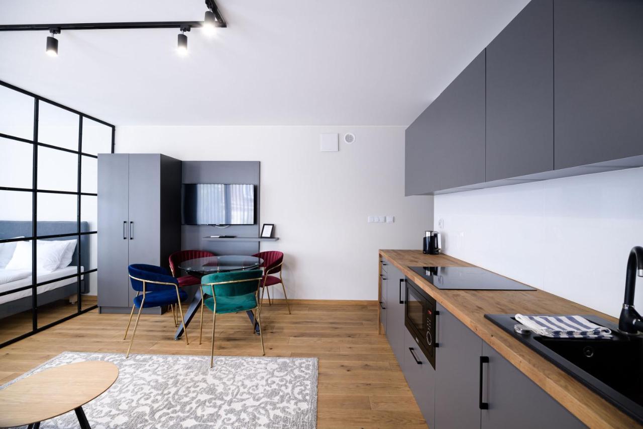 Aparthotel Inspire Miodova Residence Краков Экстерьер фото