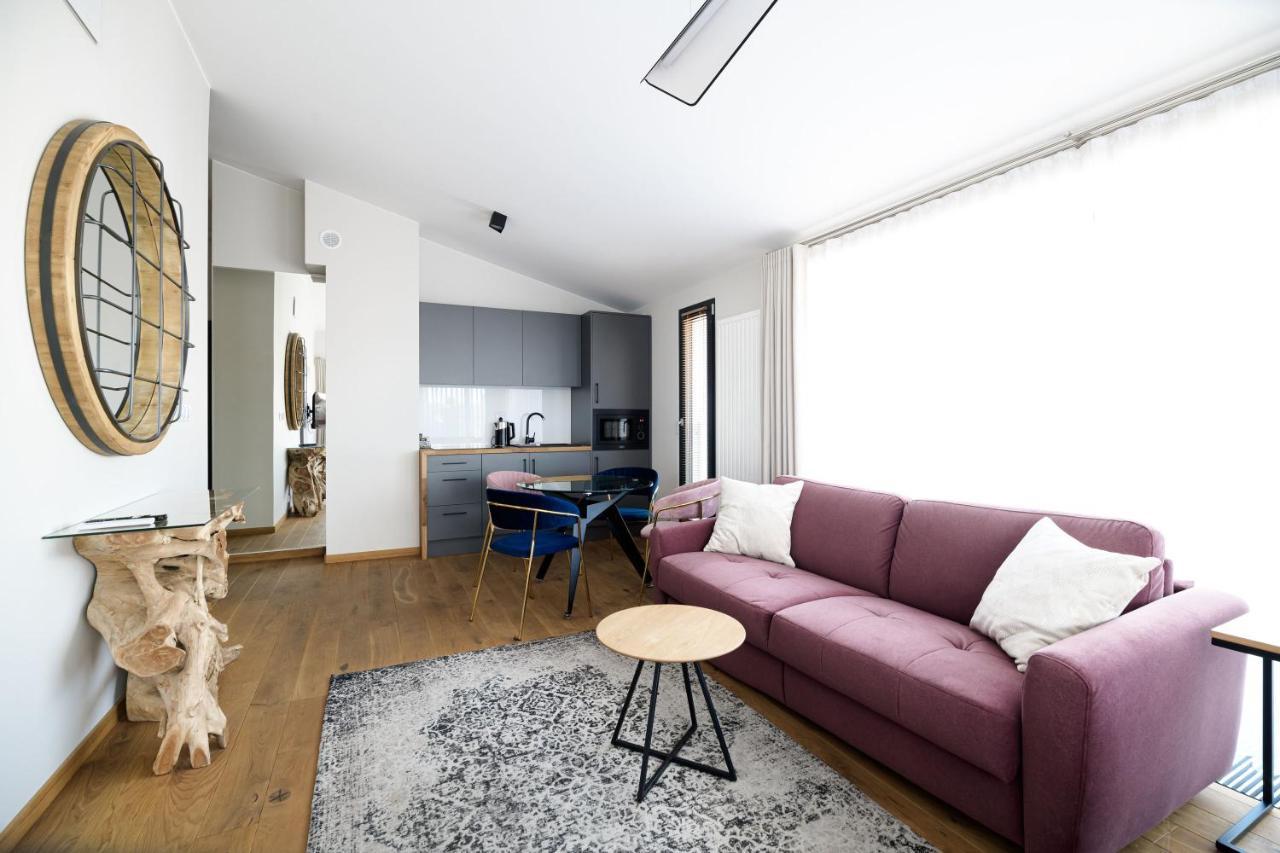 Aparthotel Inspire Miodova Residence Краков Экстерьер фото