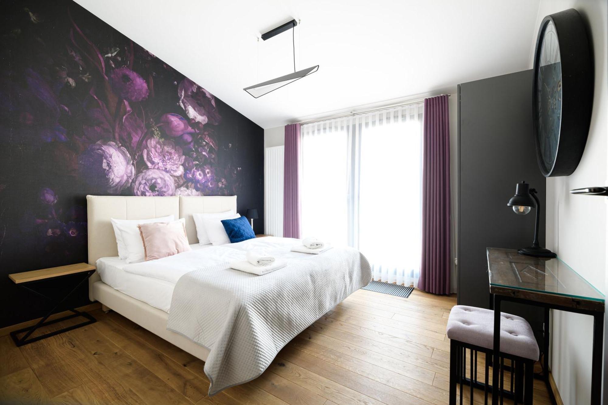 Aparthotel Inspire Miodova Residence Краков Номер фото