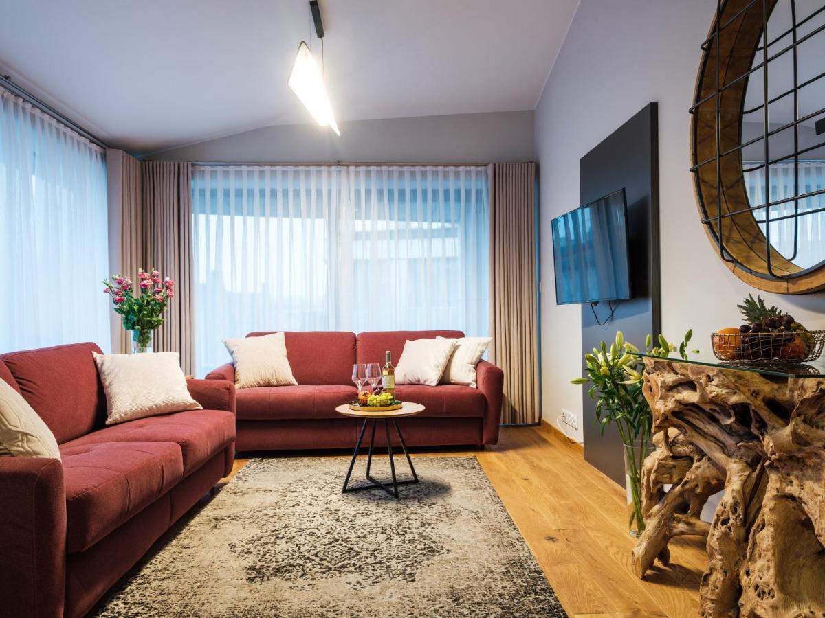 Aparthotel Inspire Miodova Residence Краков Экстерьер фото