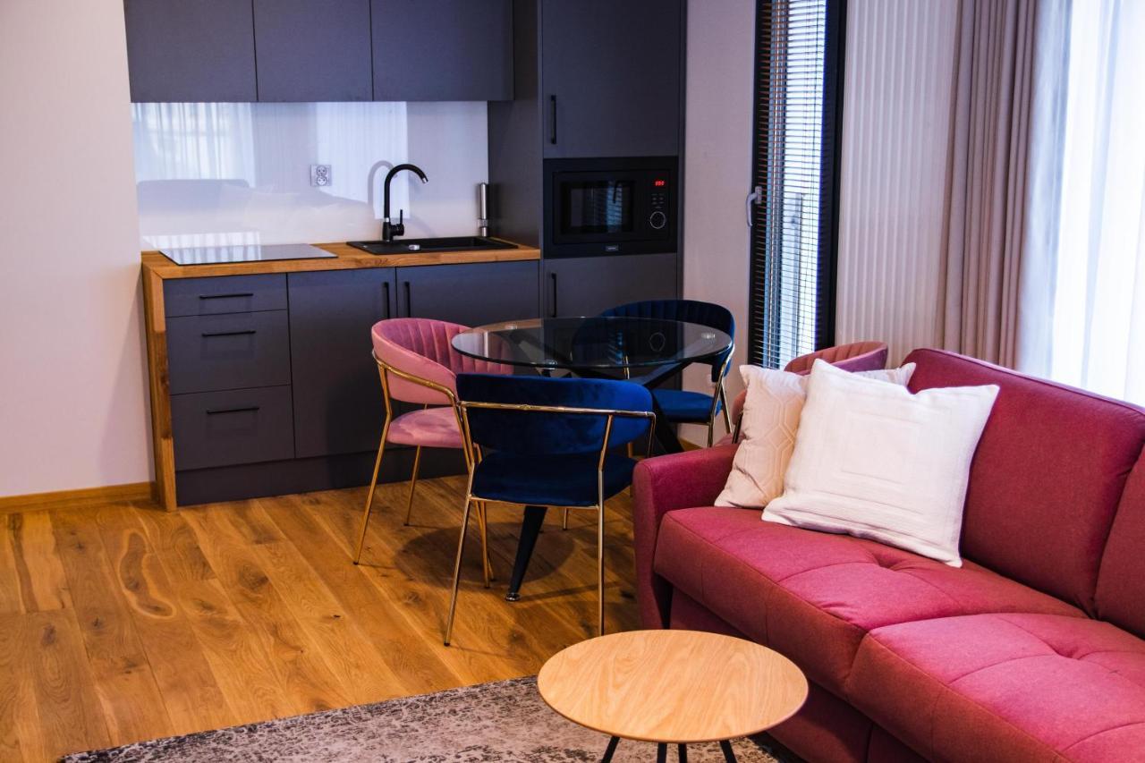 Aparthotel Inspire Miodova Residence Краков Экстерьер фото