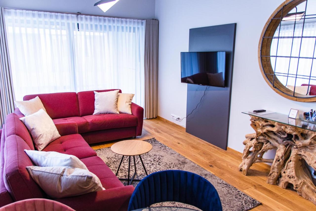 Aparthotel Inspire Miodova Residence Краков Экстерьер фото