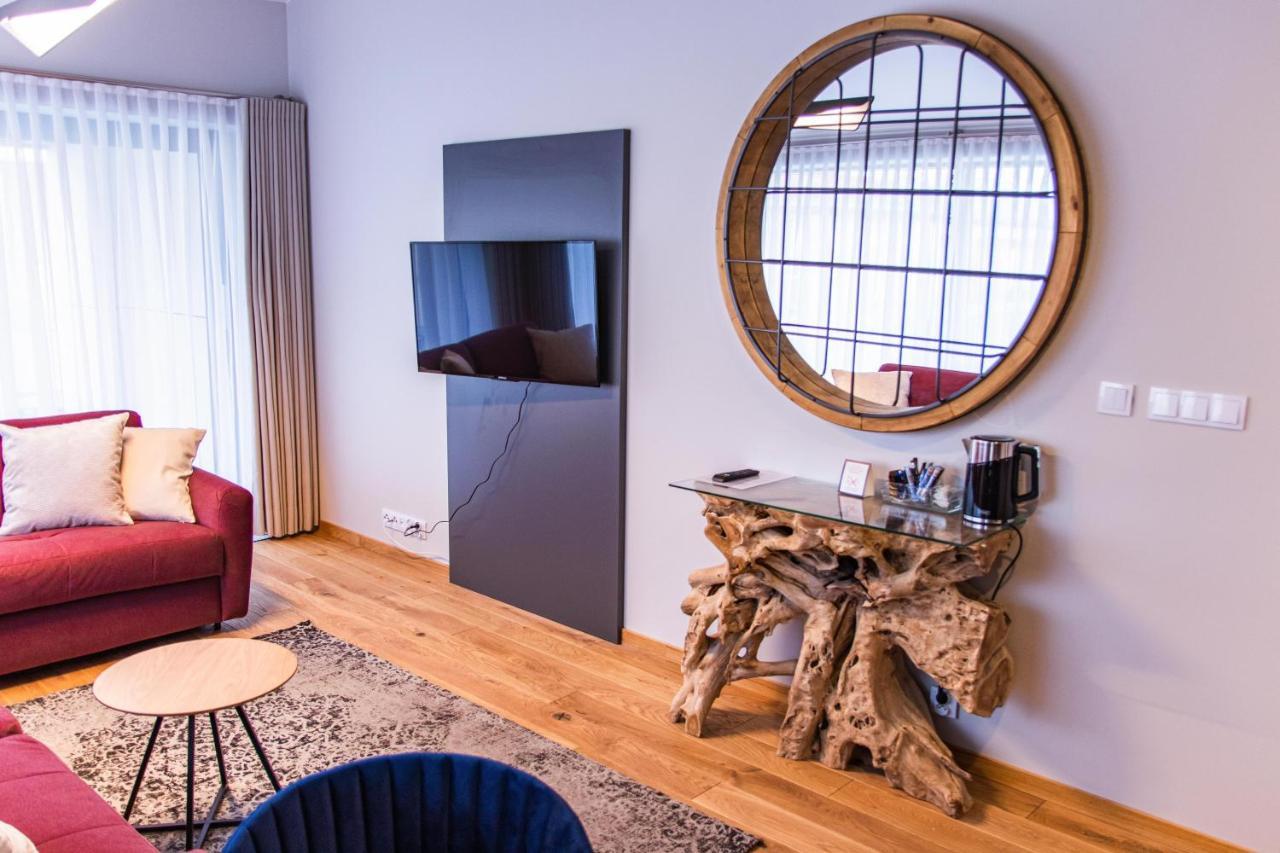 Aparthotel Inspire Miodova Residence Краков Экстерьер фото